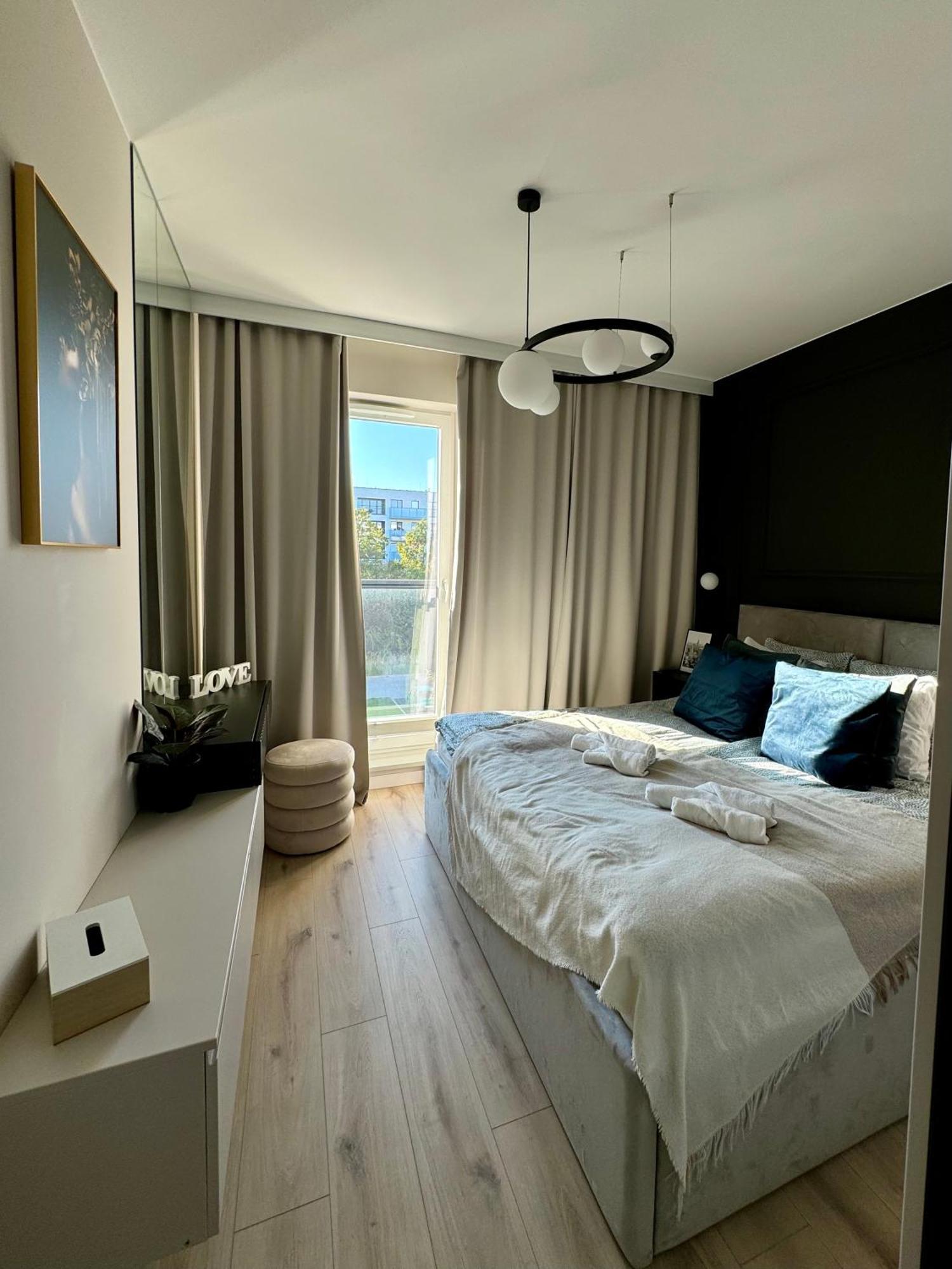 Apartment Wings&dreams - Atlas Arena, Zoo, Lotnisko, Parking, Winda, Balkon *
